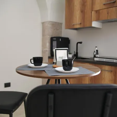 Maison De Ruelle Daire Barletta